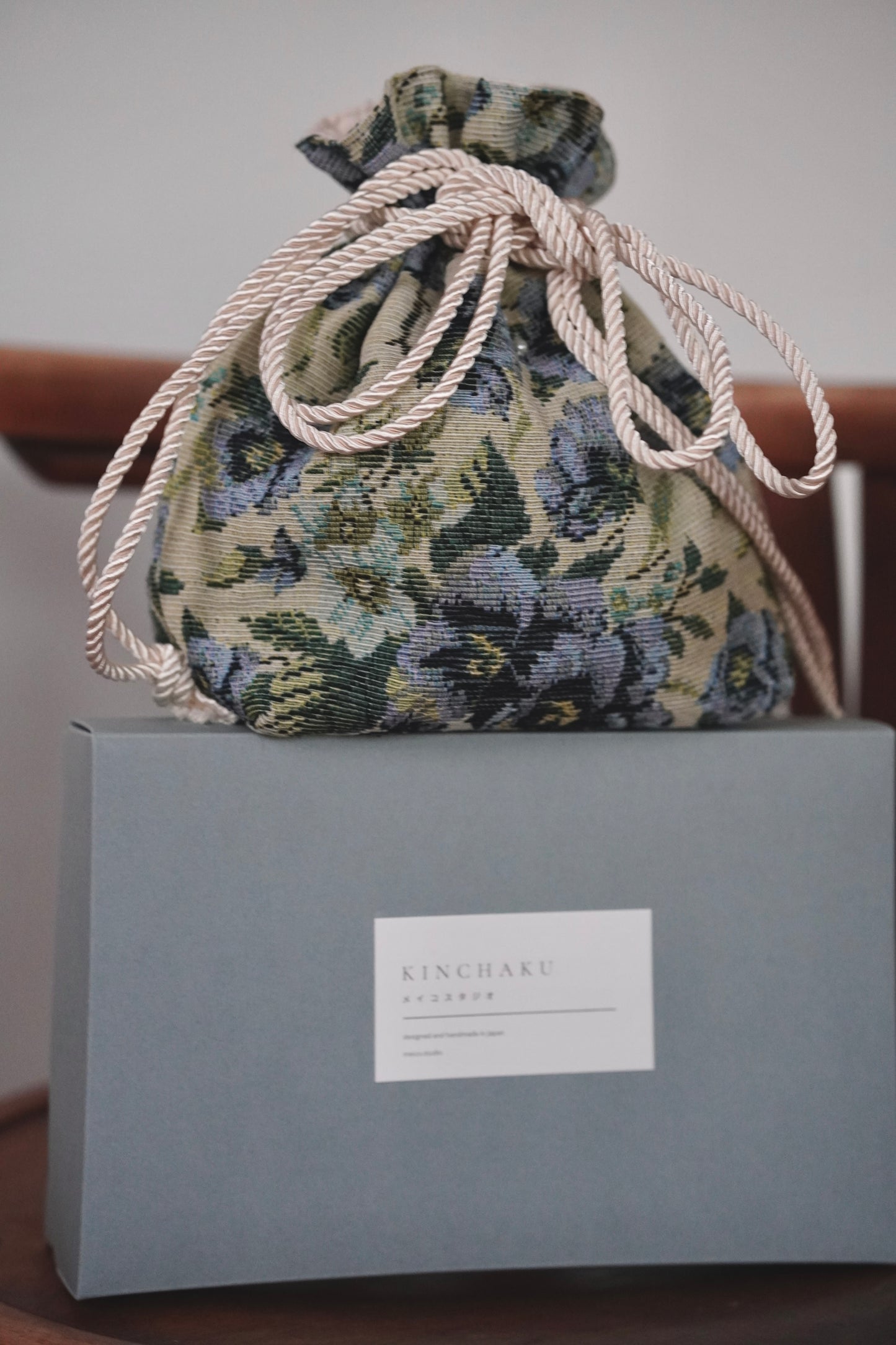 torebka kinchaku HANA