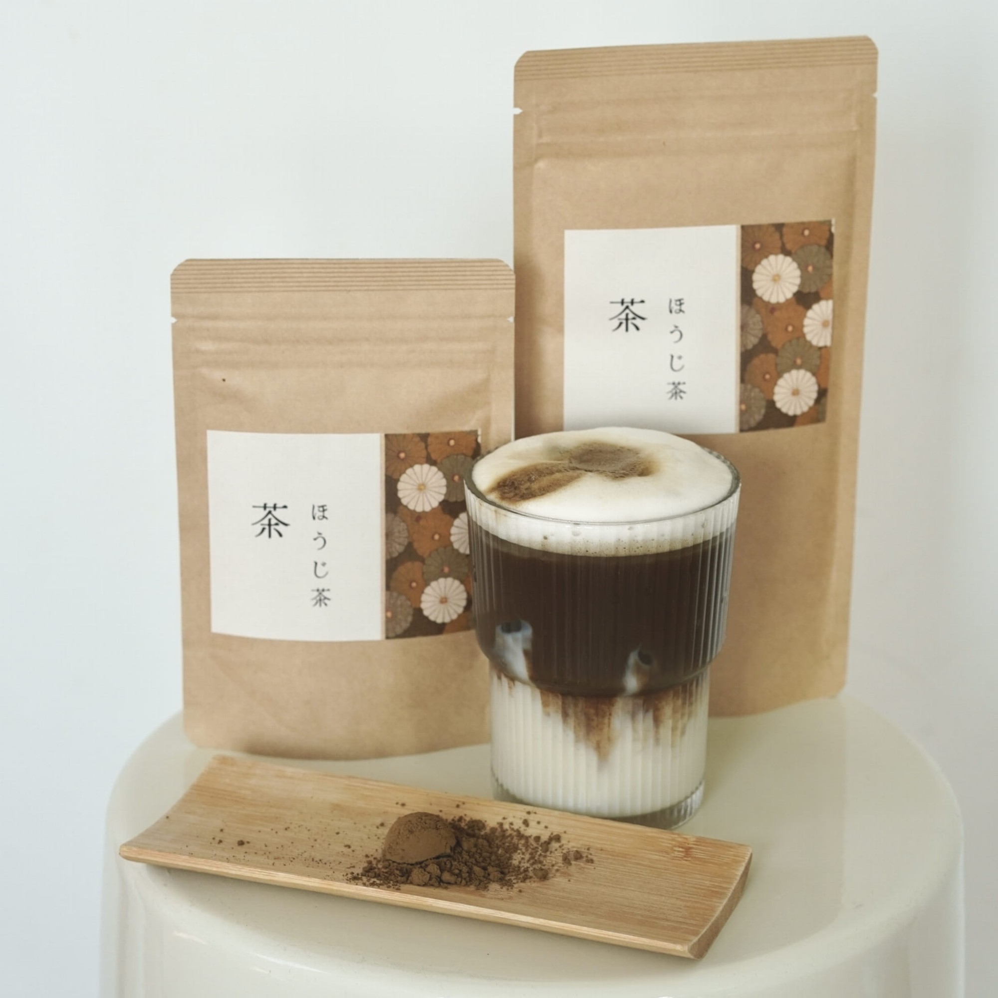 hojicha-meicostudio-prazona-herbata-przyblizeniejpg.jpg